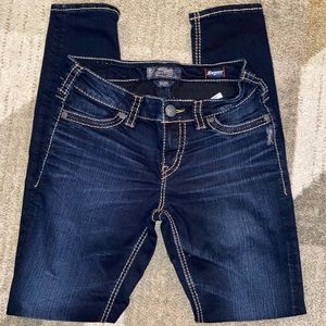 SILVER JEANS - 28/31 - Suki Mid Super Skinny